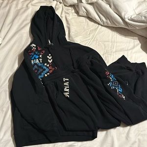 Ariat hoodie and jogger set